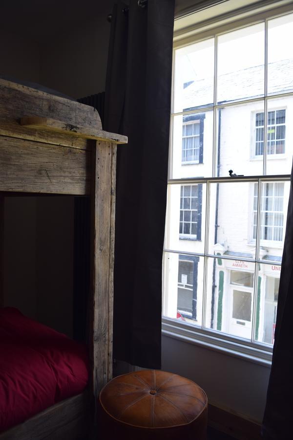 Hostel Ty Glyndwr Bunkhouse, Bar And Cafe Caernarfon Exteriér fotografie