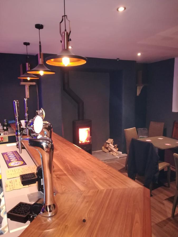Hostel Ty Glyndwr Bunkhouse, Bar And Cafe Caernarfon Exteriér fotografie